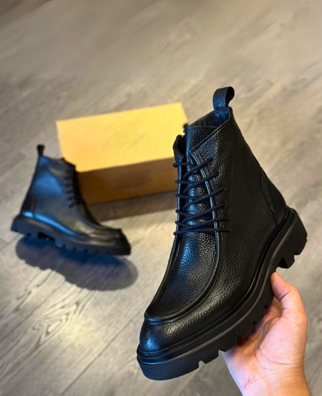 Bottes Bally